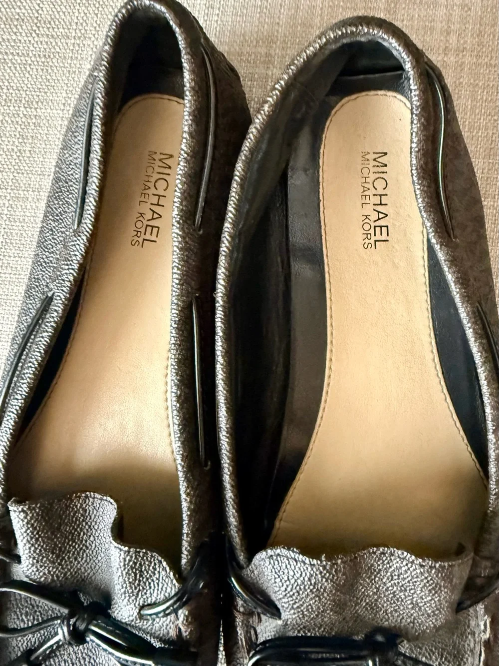 Michael Kors Women’s Sutton Signature Logo Moccasin Flats
